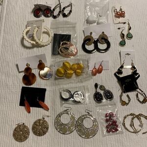 Bundle of 31 pair earrings plus one necklace.  Some are new and some are not